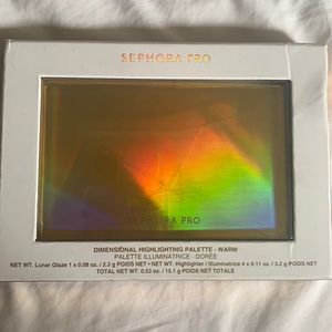 Dimensional highlighting palette